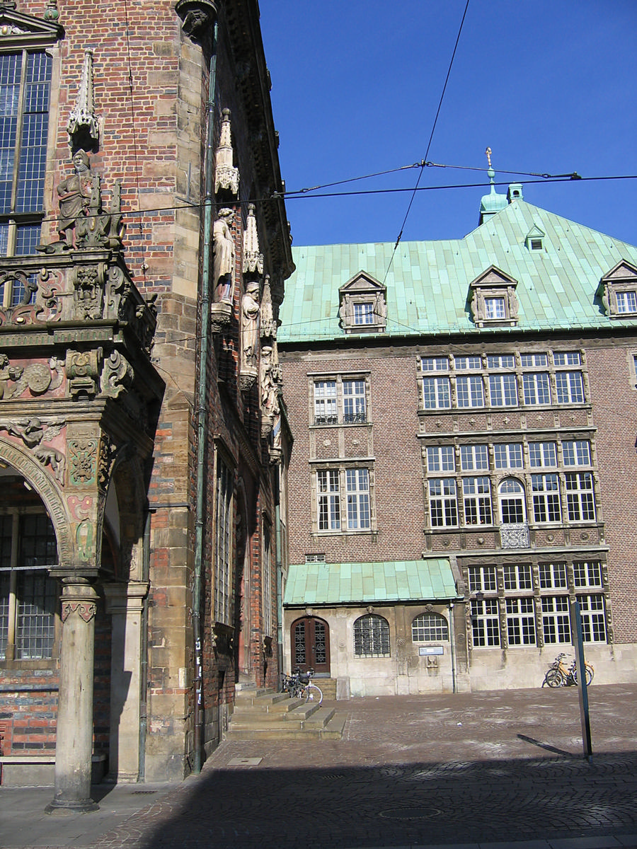 East face of New & Old Bremen City Hall 