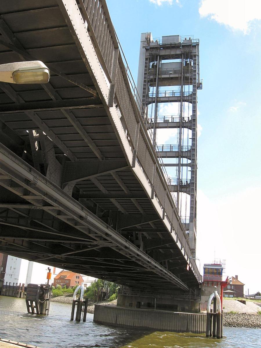 Rehte Lift Bridge 