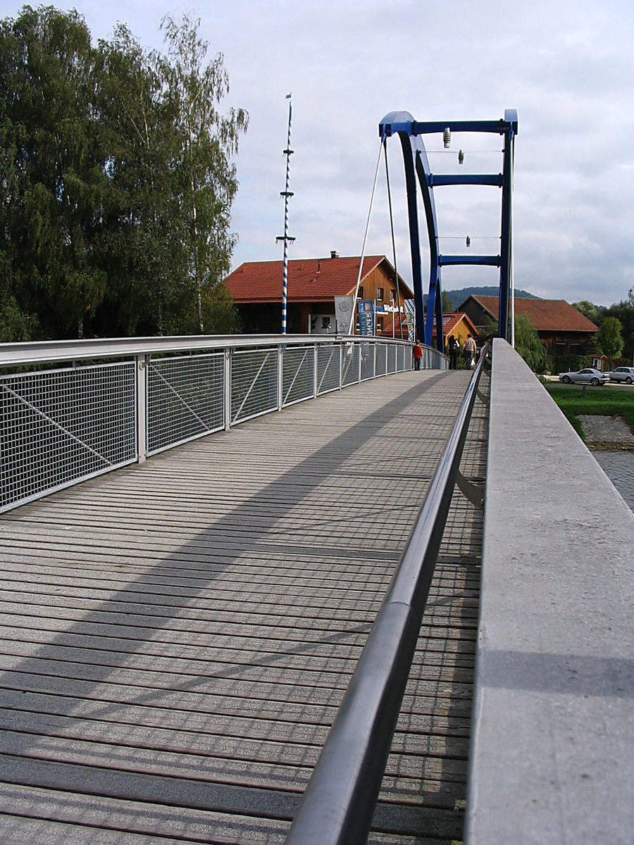 Fuß- und Radwegbrücke am Floßhafen, Cham 