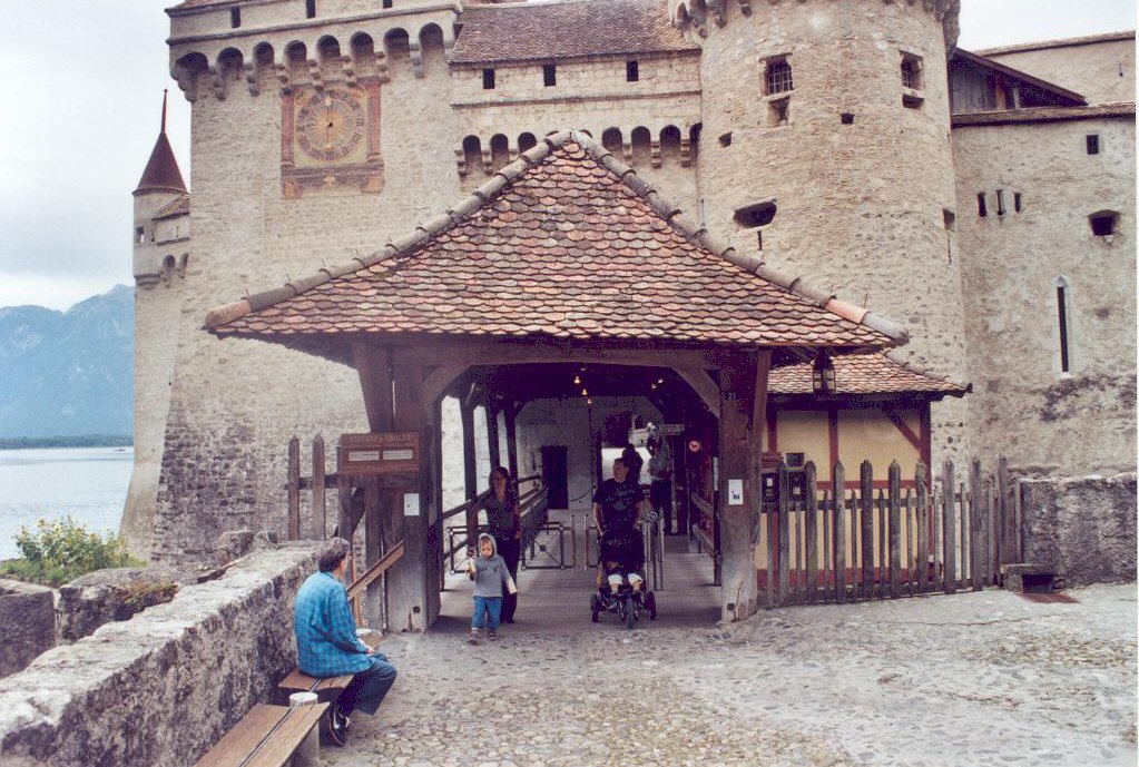 Pont d'entrée du château de Chillon 