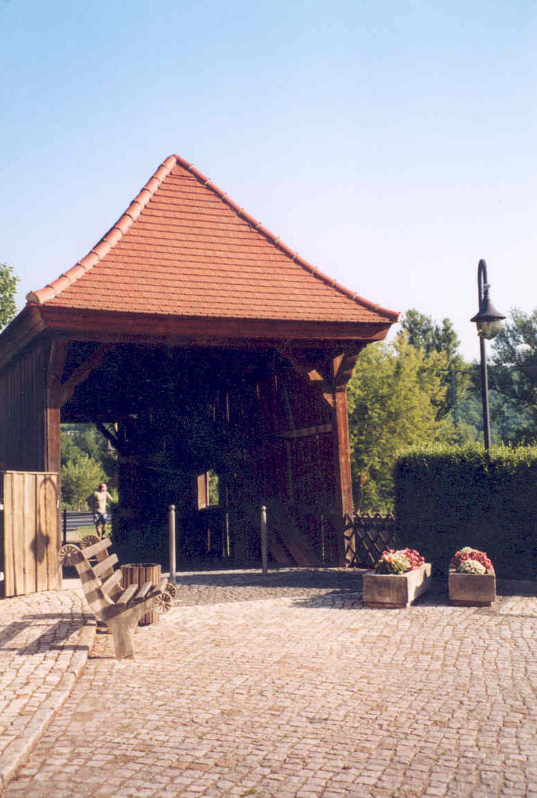 Gedeckte Holzbrücke in Großheringen 