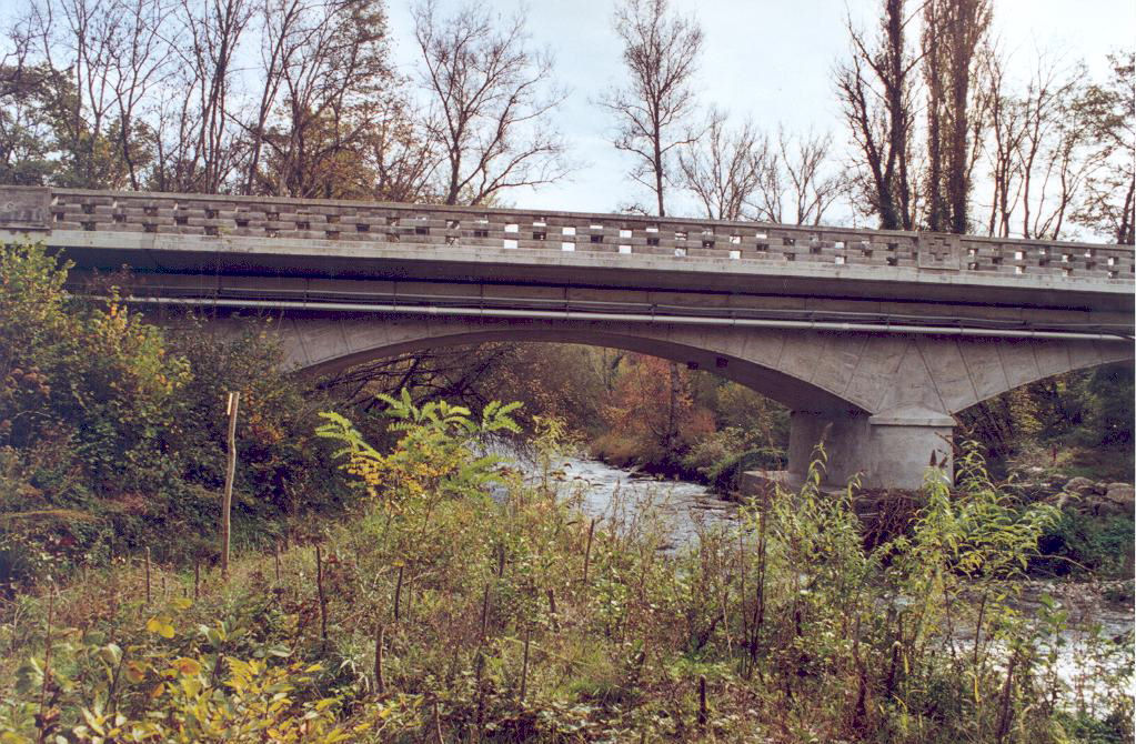 Pont sur l'Allondon 