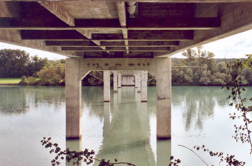 Rhonebrücke Peney 