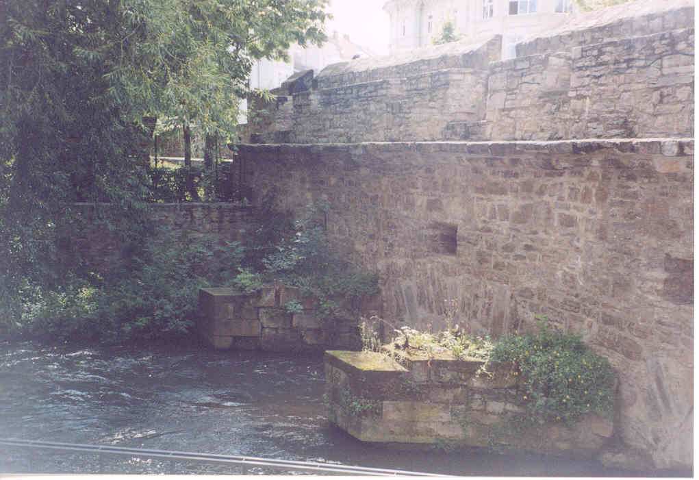 Media File No. 107395 Constructed in ca. 1200 to protect the city from floods from the Gera River. City was flooded on 6 February, 1374 destroying much of the dam. Here are the remains that still span the Gera next to the Rossbrücke in Erfurt