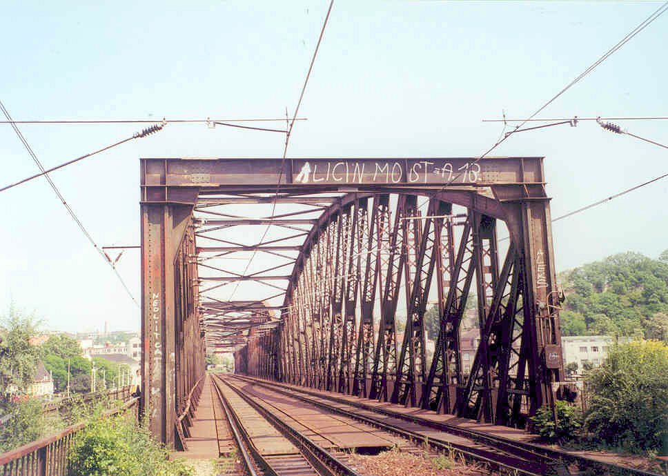 Zeleznicní most 