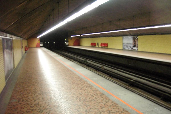 Montreal Metro Green Line - Joliette Station 
