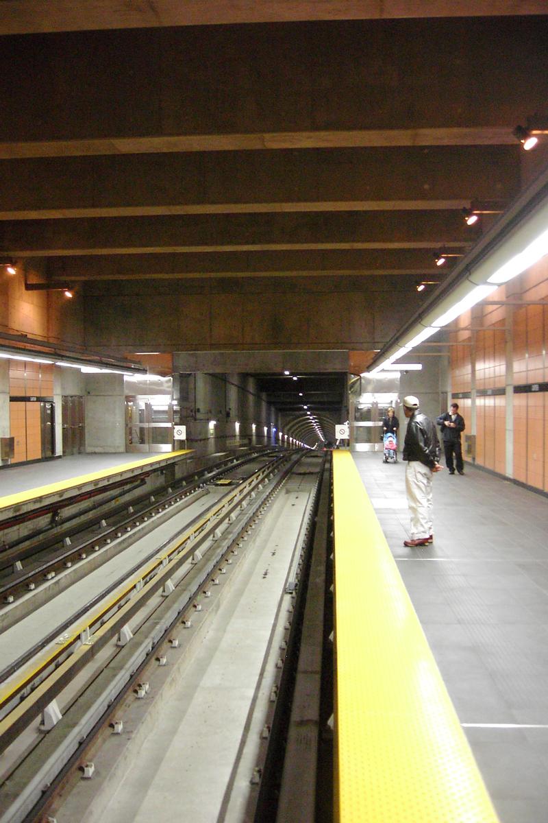 cartier metro station
