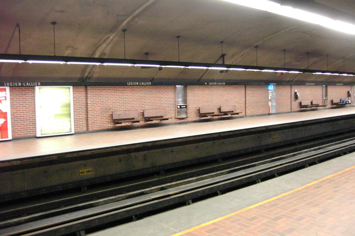 Station Lucien-L'Allier; Aperçu de la décoration et des couleur de la partie voutée de la station. 13/31 Ligne Orange Métro de Montréal 