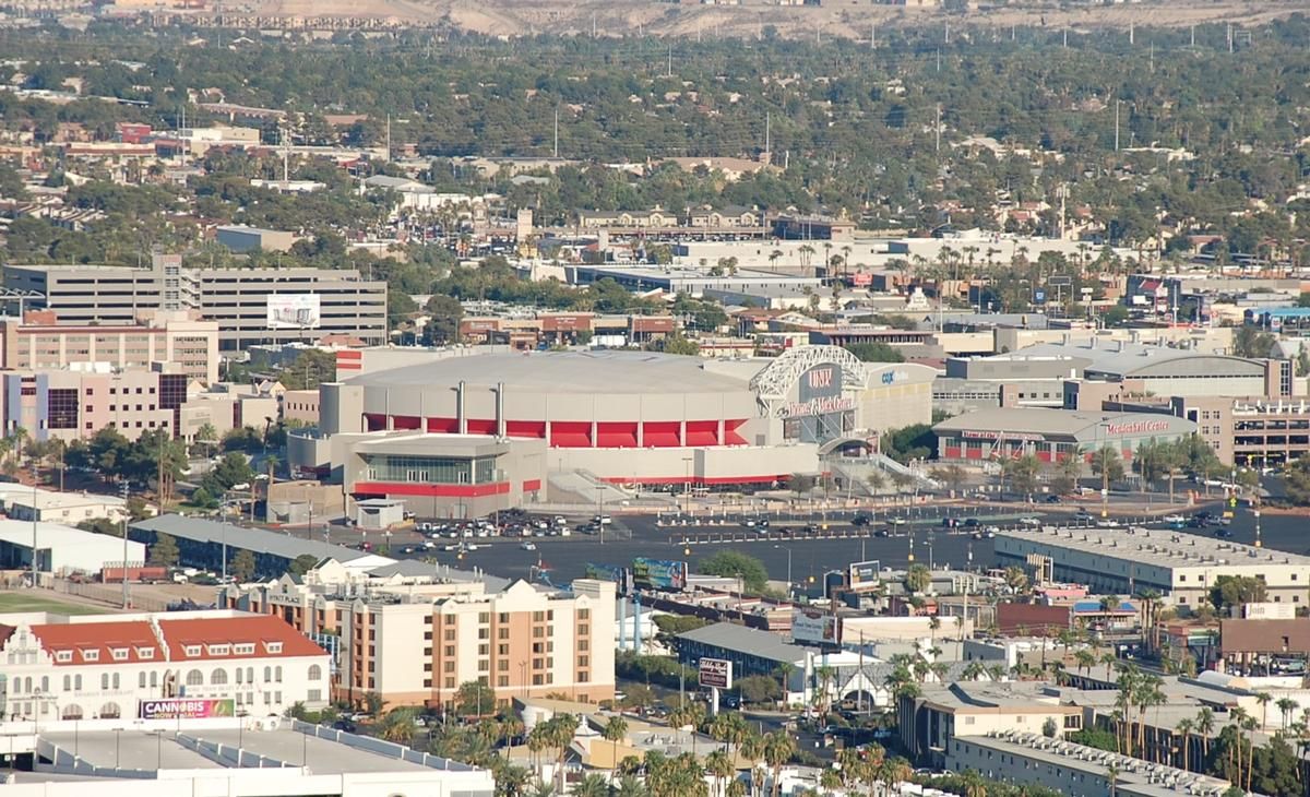 Thomas Mack Center Las Vegas 1983 Structurae