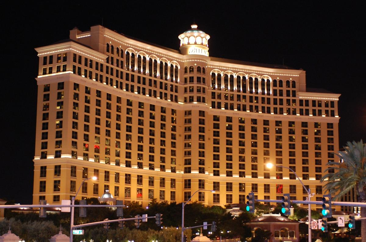 Bellagio Resort & Casino - Night view 