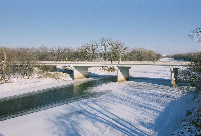 Views of the Shakopee Bridge crossing the Minnesota River 
