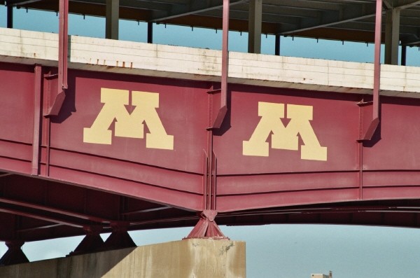 Media File No. 102817 View of the Washington Avenue Bridge. The «M» is for the University of Minnesota. The bridge also connects the campus which stradles both banks of the Mississippi River