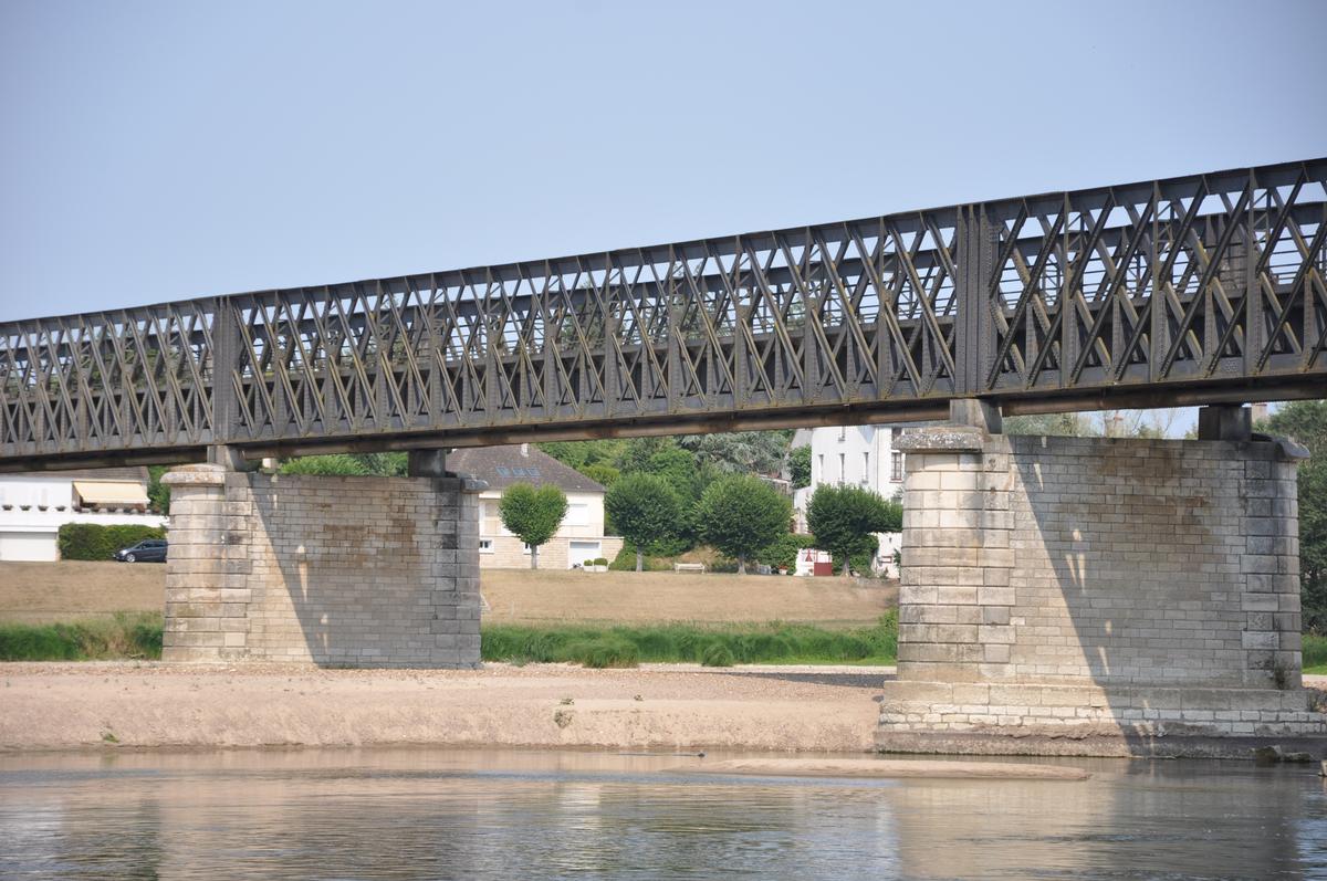 Loirebrücke Pouilly-sur-Loire 