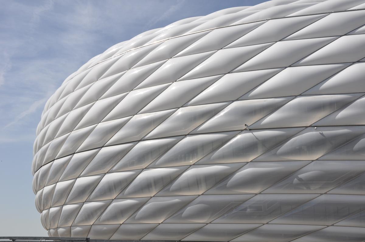 Allianz Arena (Fröttmaning, 2005) | Structurae