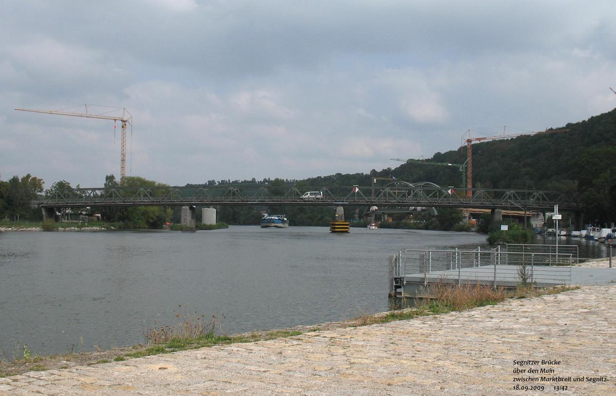Segnitzer Brücke über den Main zwischen Marktbreit und Segnitz 