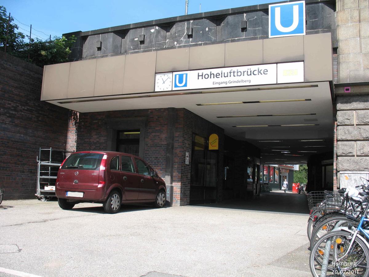 Station de métro Hoheluftbrücke 