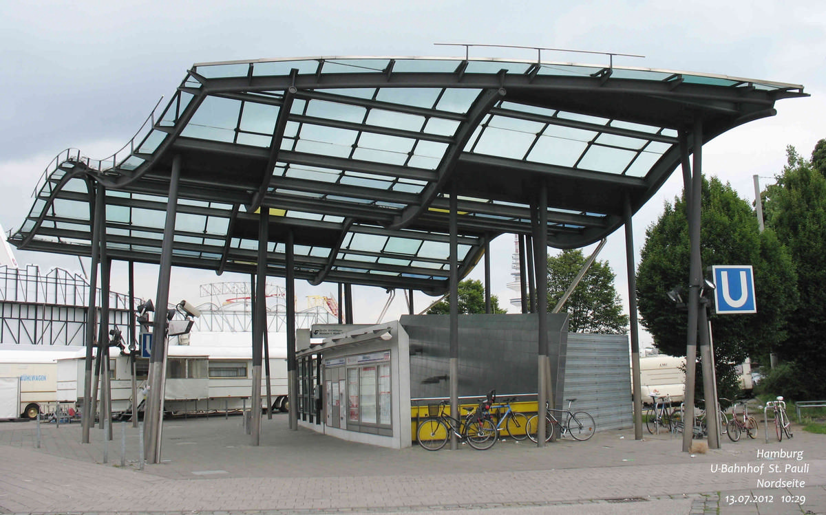 Sankt Pauli Metro Station 
