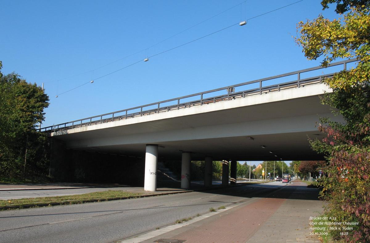 Brücke der A 23 über die Holsteiner Chaussee in Hamburg 