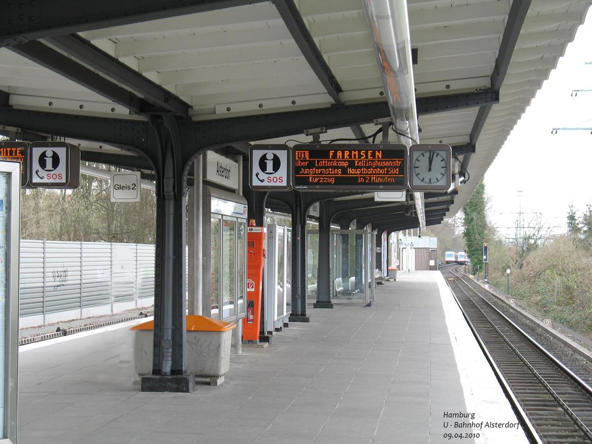 Alsterdorf Metro Station 