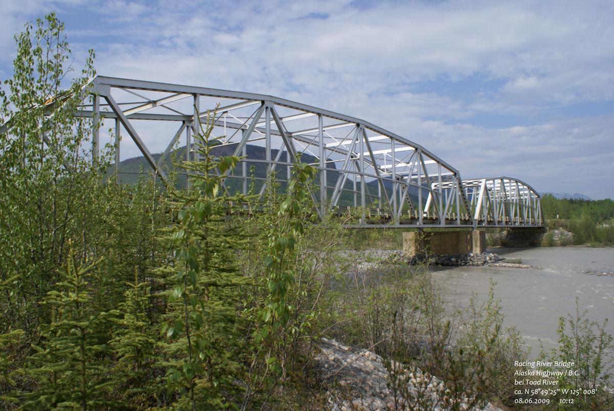 Racing River Bridge, Alaska Highway / B.C. bei Toad River 