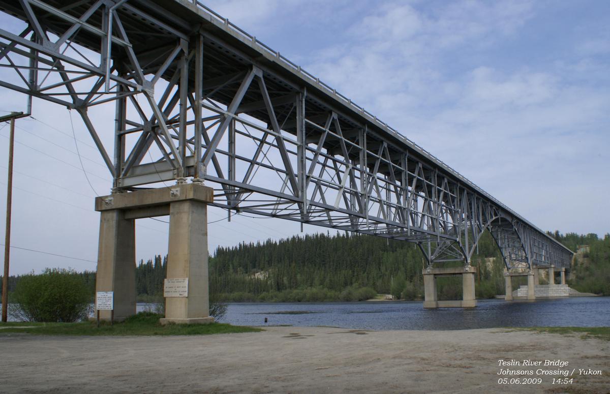 Teslin River Bridge, Alaska Highway, Johnsons Crossing / Yukon 
