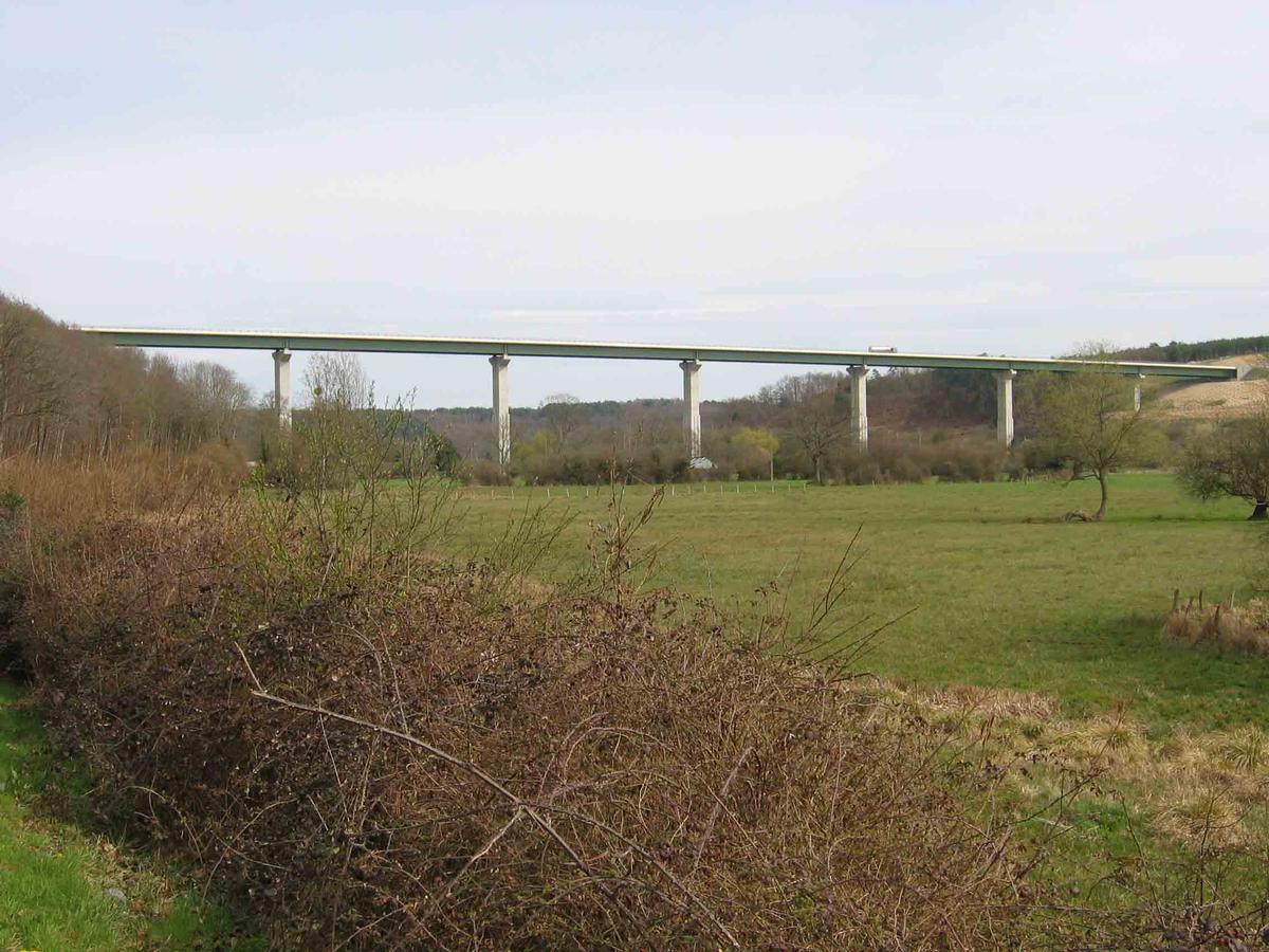A 28 - Talbrücke Bec 