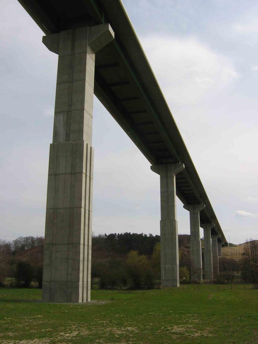 A 28 - Talbrücke Bec 