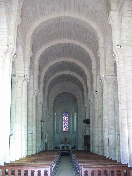 Königliche Abtei Saint-Vincent, Nieul-sur-l'Autize 