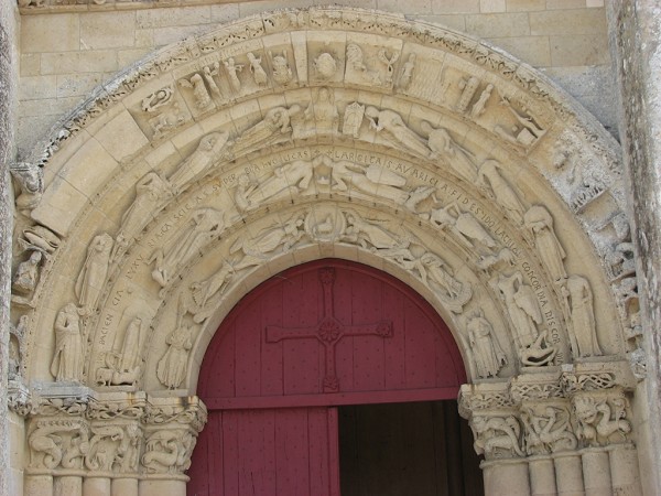 Fiche média no. 76341 Eglise Saint-Pierre de la Tour 12ème siècle 15ème siècle 18ème siècle , Aulnay-de-Saintonge, Charente-Maritime, Poitou-Charentes, France