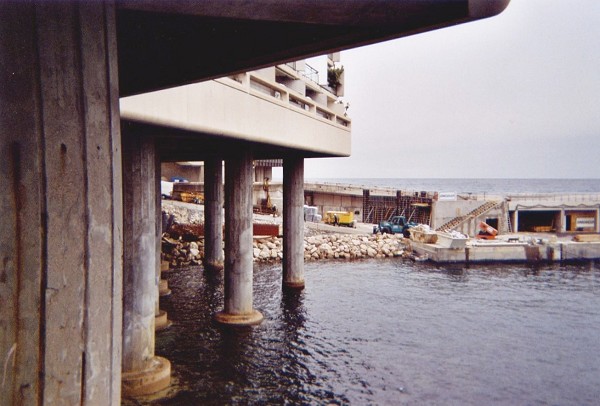 liaison entre la Contre-jetée et le futur Quai Louis II de l'extension du Port Hercule 