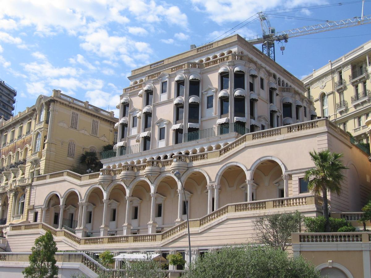 Monaco Cardo-Thoracic Center 
