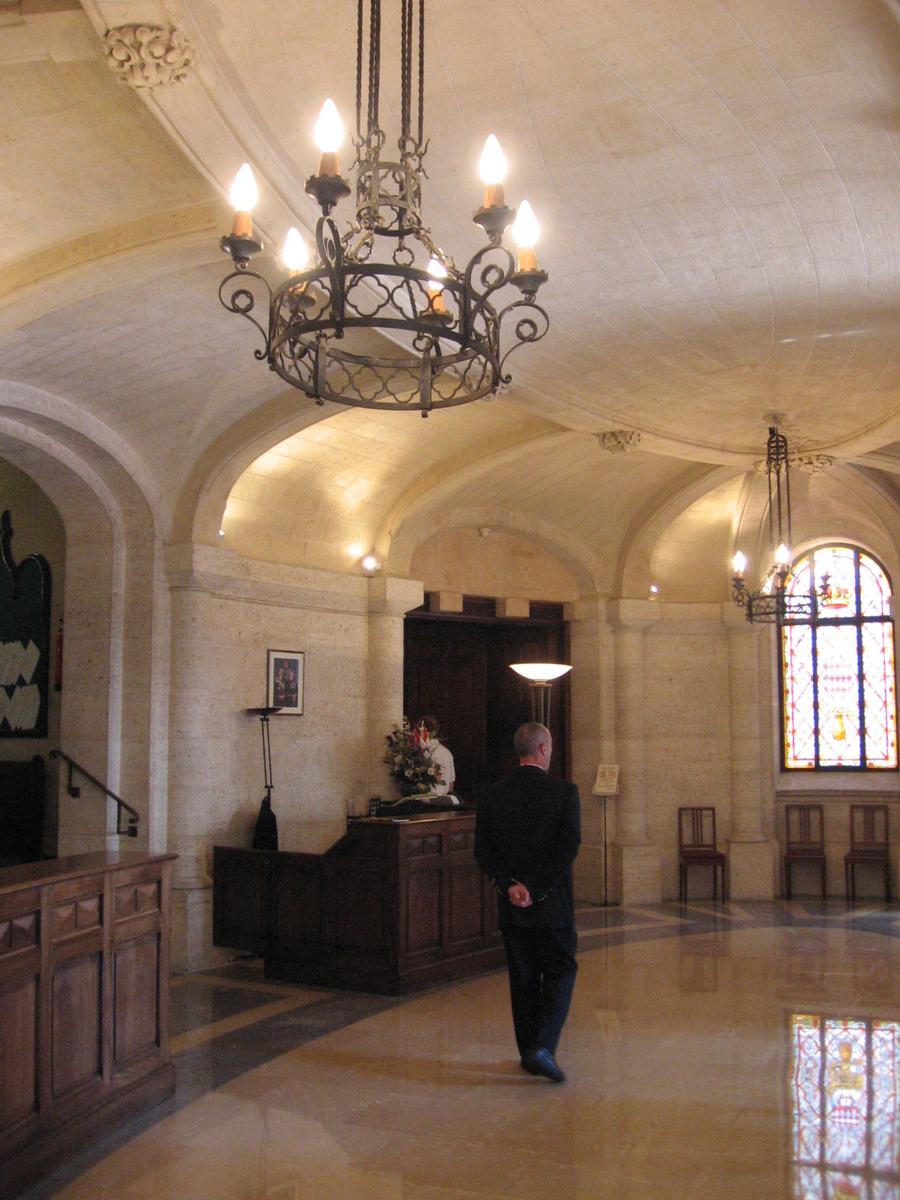 Palais de justiceHall d'entrée, Principauté de Monaco 