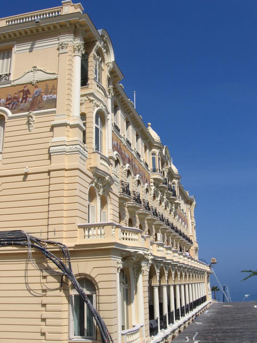 Hôtel Hermitage, Principauté de MonacoFin de la rénovation extérieure Hôtel Hermitage, Principauté de Monaco Fin de la rénovation extérieure