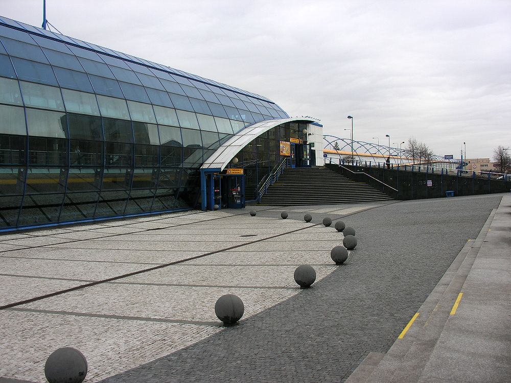Prag - Metrolinie B - Bahnhof Rajská zahrada 