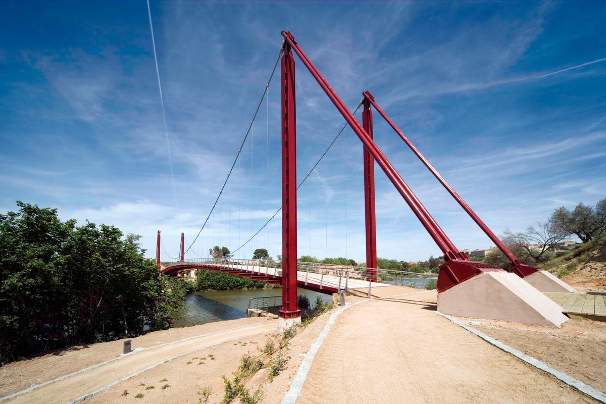 Toledo Suspension Bridge 
