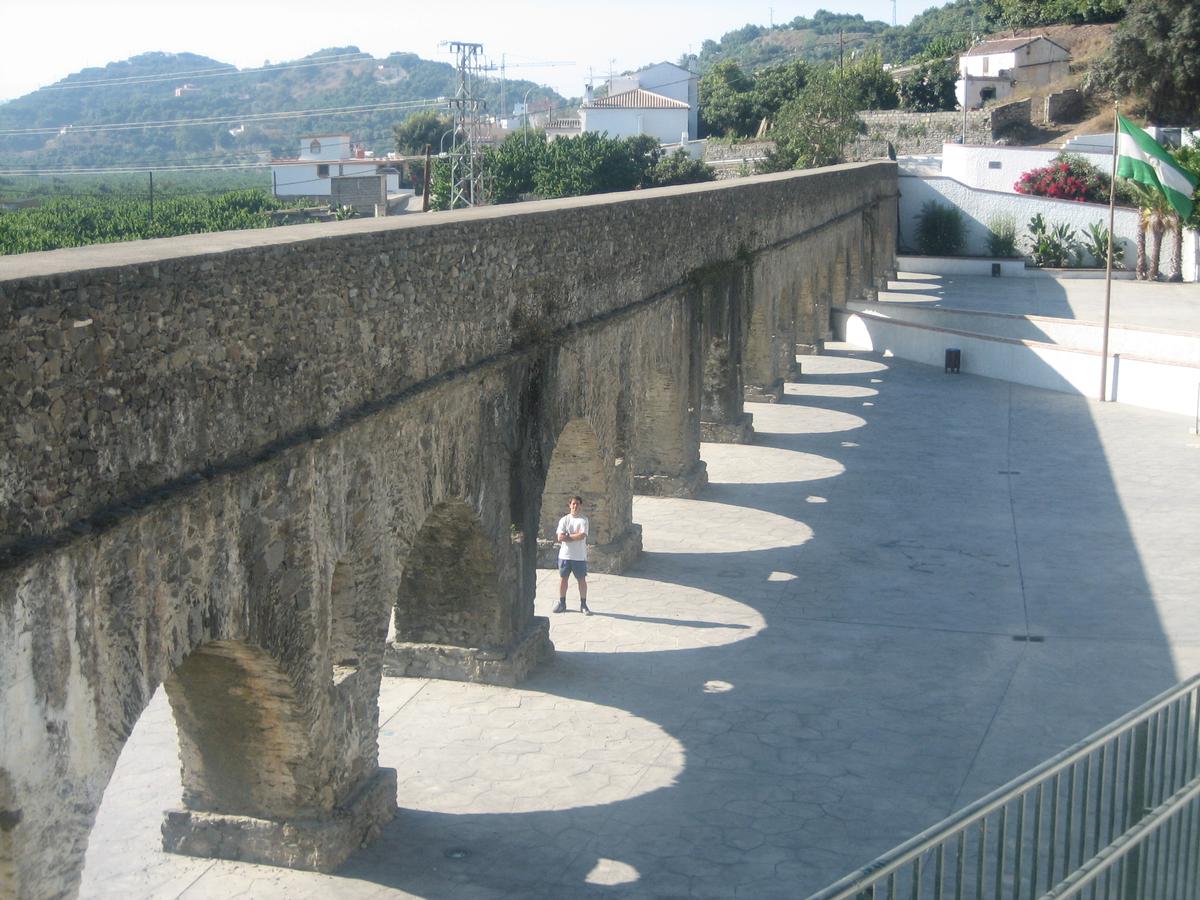 Aqueduct at Torrecuevas, Almuñécar 