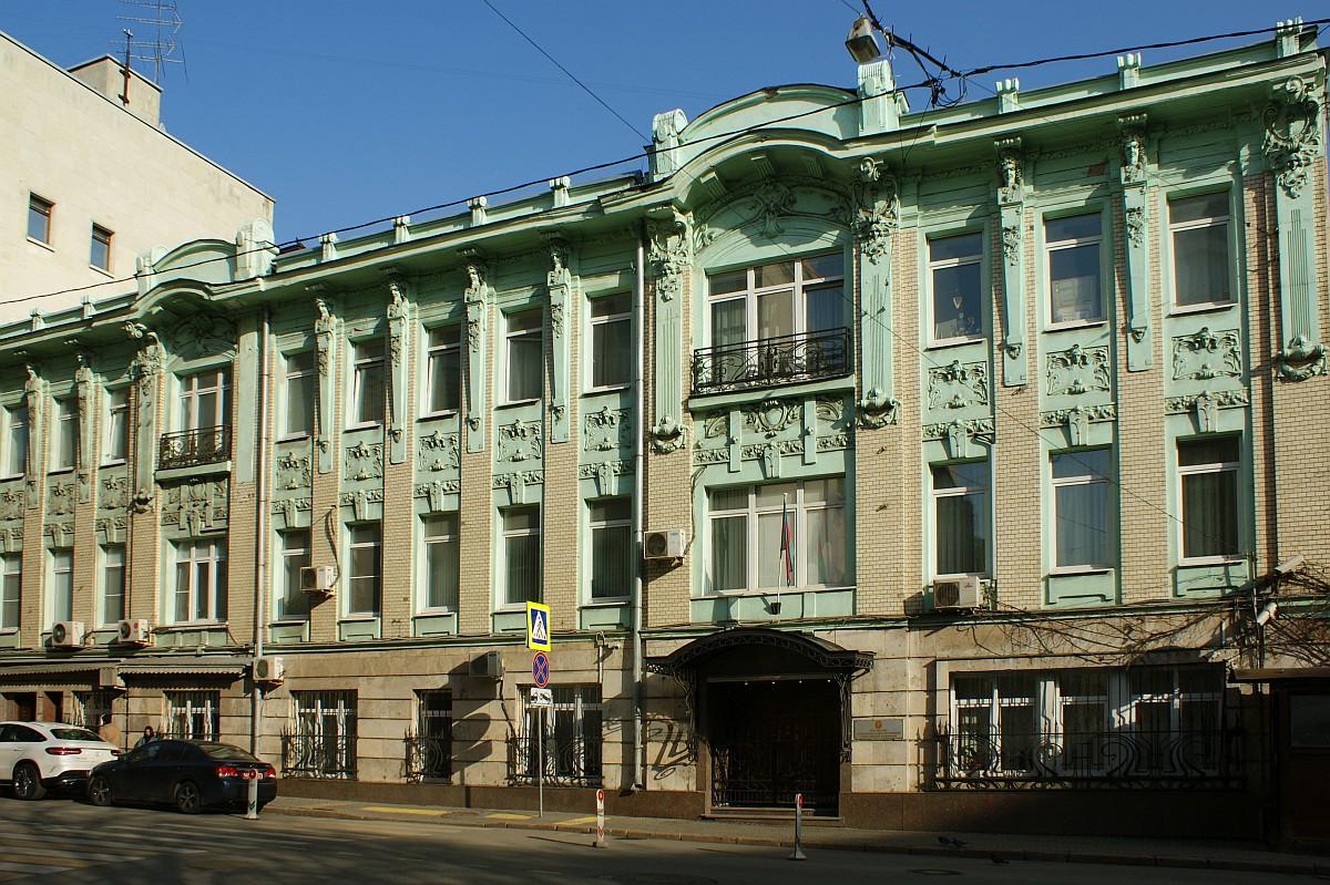 Rental House at Leontyevsky Lane 16, now the Embassy of Azerbaijan in Moscow. 