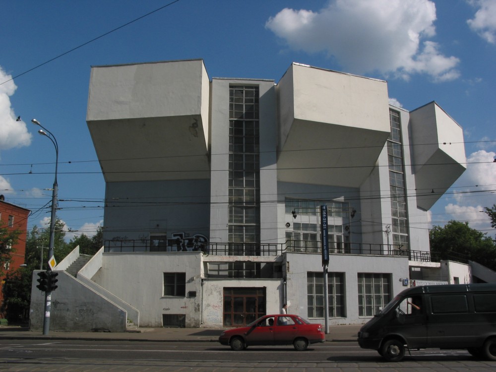 Club-house by name I.V.Rusakov in Strominka, 6.1927–1929 