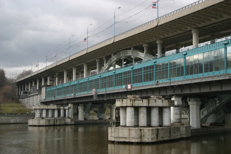 Luzhnetski-Metro-Brücke, Moskau 