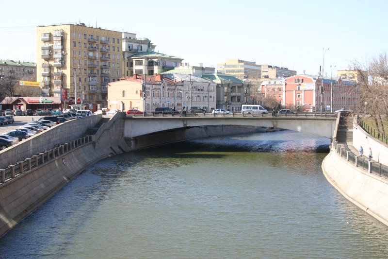 Maly Krasnokholmsky most, Moscou 