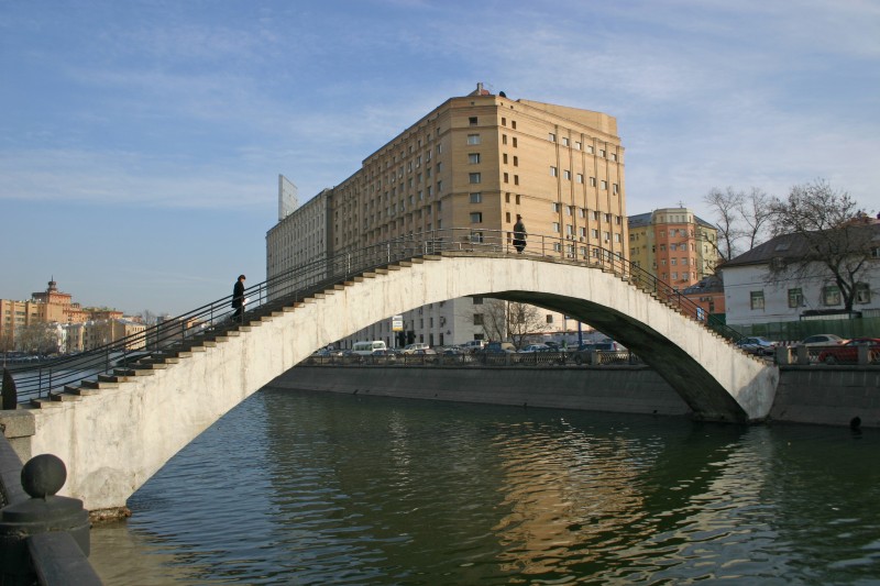 Sadovnichesky-Brücke, Moskau 