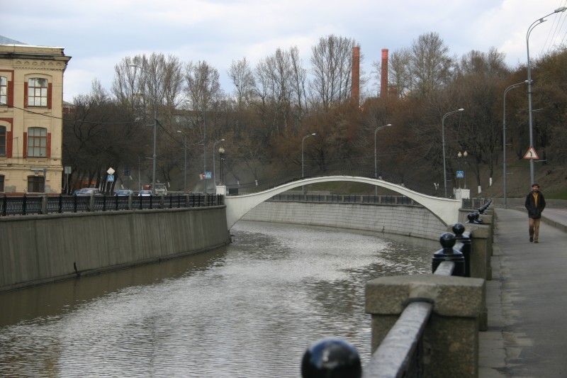 Tamozhenny Footbridge, Moscow 