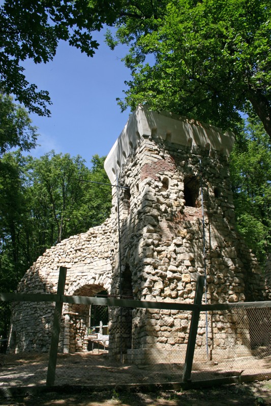 Zarizyno - Turmruine erbaut vom Architekten I. W. Egotow (1804-1805) 