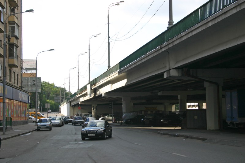 Rusakowsky-Viadukt, Moskau 