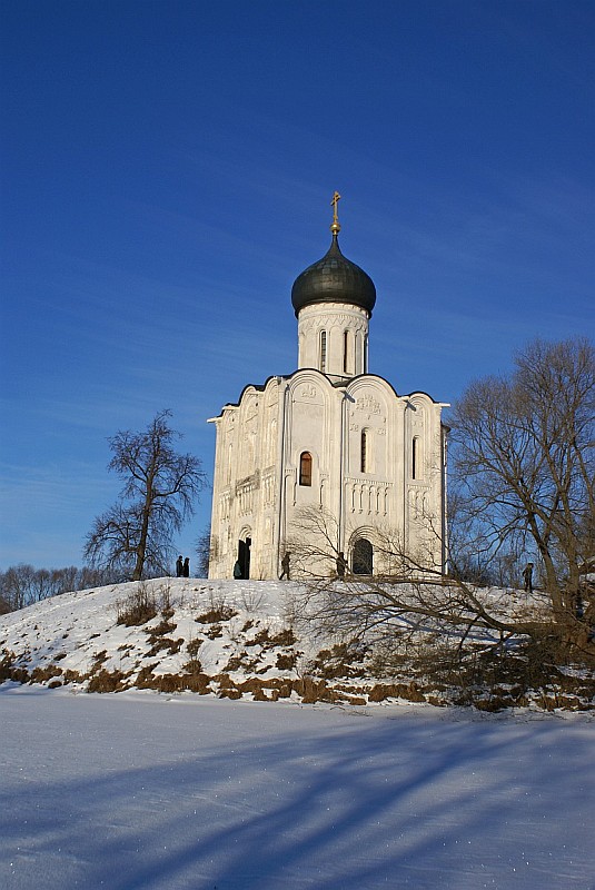 Kirche des Schutzes der Mutter Gottes etwa 8 km von Wladimir entfernt 