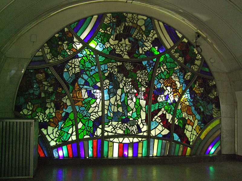Metrobahnhof Zwetnoi Bulwar, Moskau 