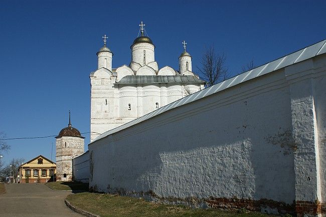 Blagoveshenskaya nadvratnaya church 1518, Pokrovskij Monastery 1364, Suzdal, Vladimirskaya Oblast, Russia 