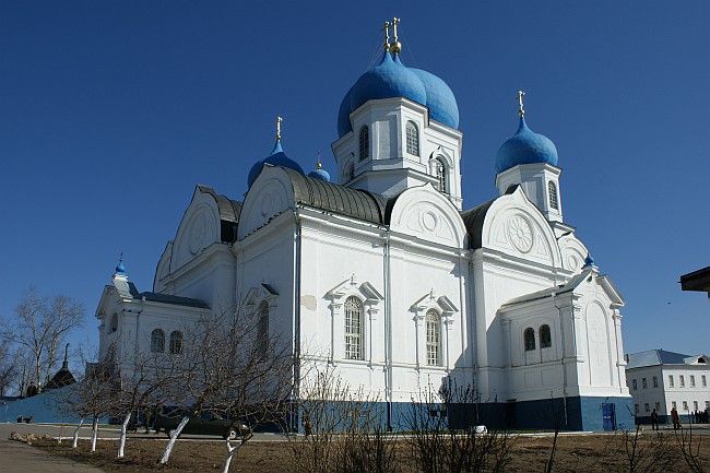Bogolubskoy ikony Cathedral 1866, Bogolubovo monastery, 6km near Vladmir, Vladimirskaya Oblast, Russia 