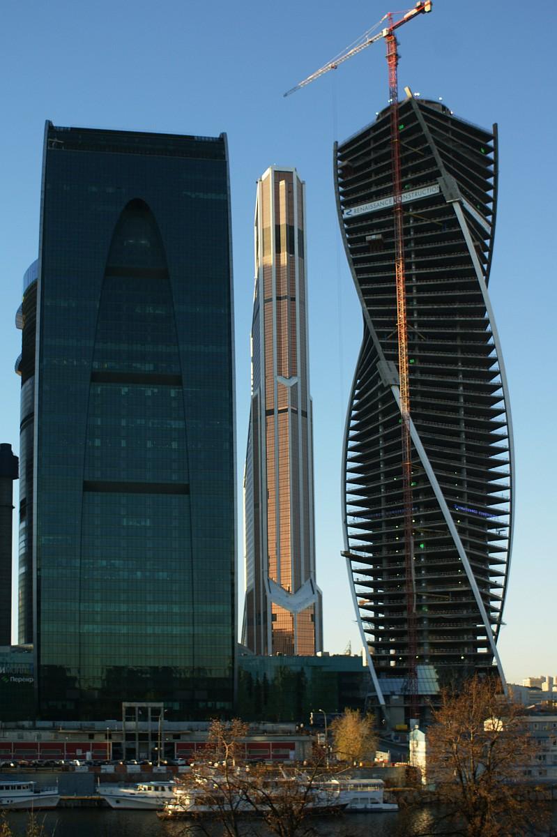 tower Evolution Moscow city. Office rooms of 200 000 sq.m. Underground parking on 1350 places. Tower height 250м tower Evolution Moscow city. Office rooms of 200 000 sq.m. Underground parking on 1350 places. Tower height 250м
