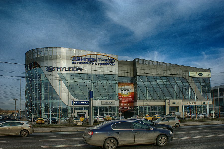 Land Rover and Hyundai center "AVILON" in Moscow 